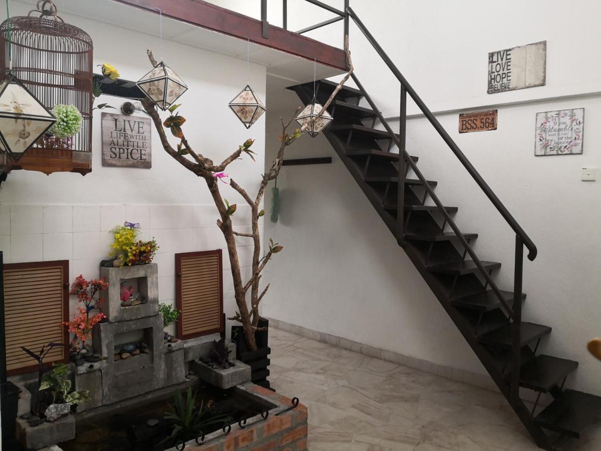 Hua Tang Homestay Ipoh Buitenkant foto
